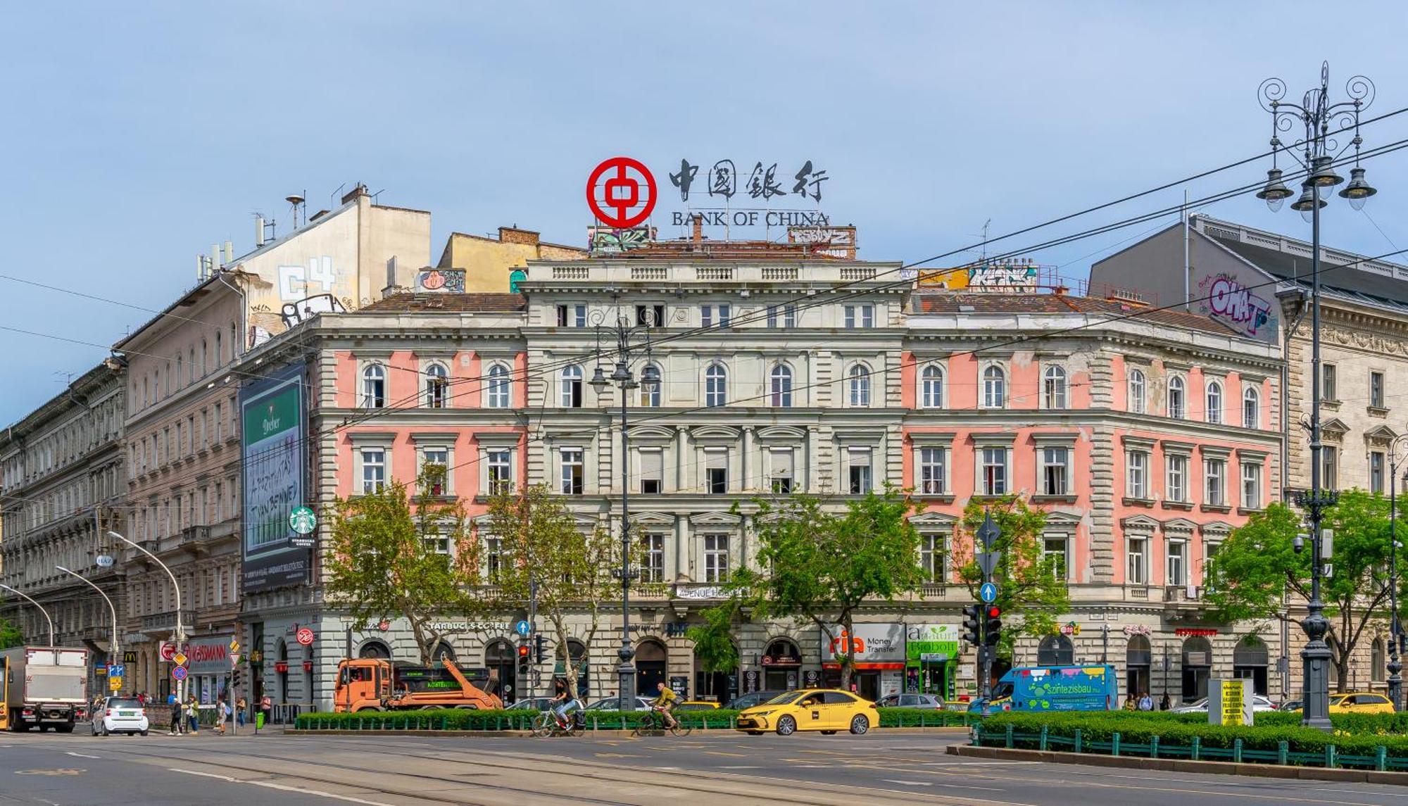 Apartament Oktogon Four *